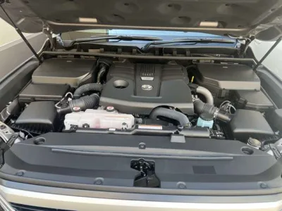 2025 Toyota Land Cruiser 300 ZX Modelista 3.5L Twin-Turbo 4WD for export from Japan
