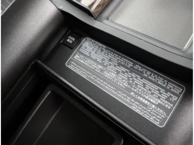 2023 Lexus LX600 EXECUTIVE Sonic Quartz 4 Seater for export from Japan