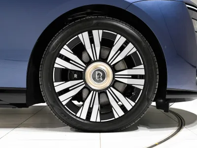 2025 Rolls-Royce Spectre for export from Japan