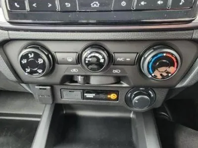 2025 Isuzu D-MAX X-RIDER Pickup (No.480766) for export from Japan