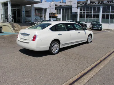 Luxury Galue Limousine | Japan Built for export from Japan