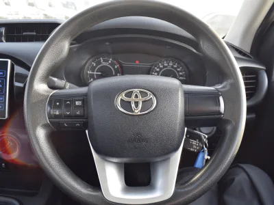 Toyota Hilux Single Cab 2018 (No-830716) for export from Japan