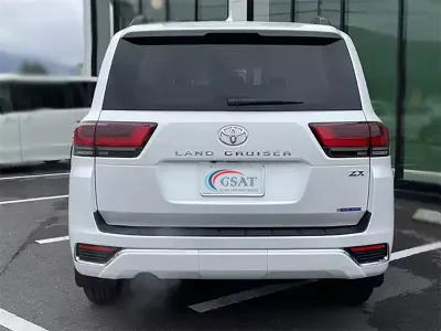 2024 Toyota LandCruiser VJA300W Sahara ZX 7 Seats (No.J0749) for export from Japan