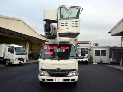 Toyota Dutro aerial work vehicle made by Aichi SK-22A (No.840768)