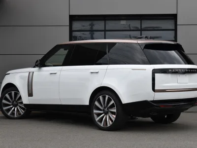 2024 Land Rover Range Rover SV Signature Suite 4.4L P615 Long Wheelbase 4WD for export from Japan