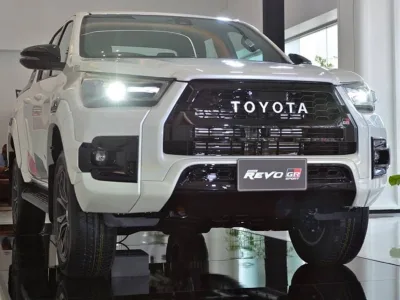 2022 RHD Toyota Hilux GR Sport double cab ( Pickup ) 2.8 automatic 4×4 ( No.560462) for export from Japan