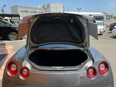 2025 NISSAN GT-R TRACK EDITION ENGINEERED BY NISMO for export from Japan