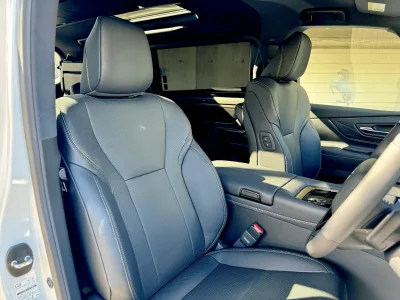 2025 Toyota Alphard Hybrid 2.5 Z E-Four 4WD: The Ultimate Luxury Minivan (No.960963)