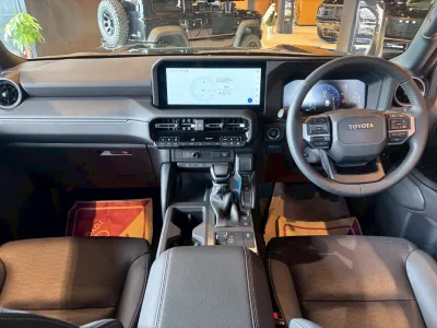 2025 Toyota Land Cruiser 250 2.7 VX 4WD BK Style for export from Japan
