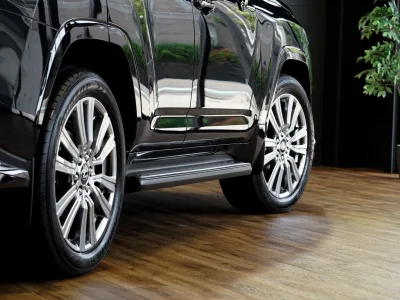 2025 Lexus LX 600 Executive 4WD - The Ultimate Luxury SUV (No.960999) for export from Japan