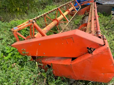 LAVERDA C420 COMBINE HARVESTOR (No.J0848) for export from Japan