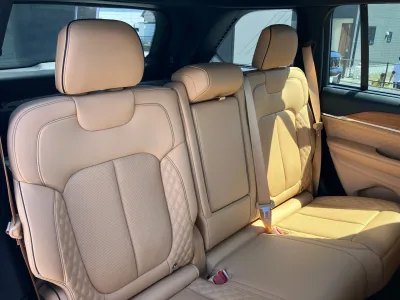 2025 Jeep Grand Cherokee Summit Reserve 4xe (Plug‑In Hybrid) for export from Japan