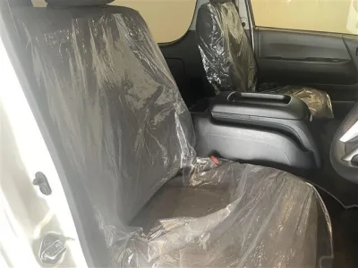 2026 Toyota Hiace Commuter GL 14-Seater 2.8L Diesel Auto for export from Japan