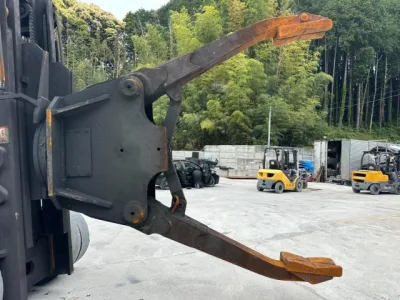 2005 TOYOTA 5FD80 Forklift for export from Japan