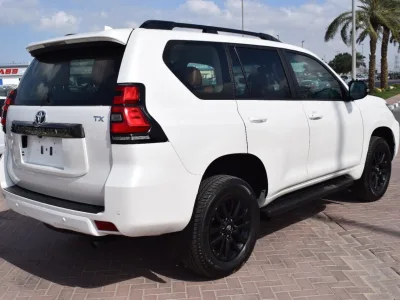 2022 Toyota Prado Petrol full option White (No.830782) for export from Japan