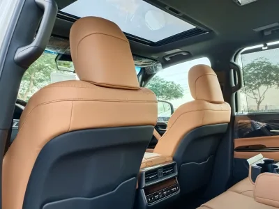 Lexus  LX500d (No-830718) for export from Japan