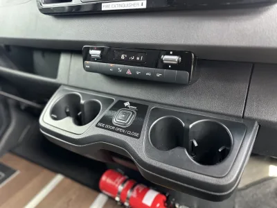 2026 Mercedes-Benz Sprinter 519 ELWB Minibus RWD — 21 Seats for export from Japan
