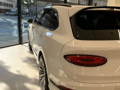 2023 Bentley Bentayga Speed W12 SUV ( Final Manufacture ) No.J0811 for export from Japan
