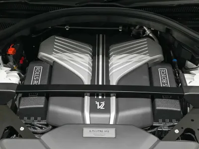 2025 Rolls-Royce Cullinan The Pinnacle of Luxury and Performance (No.551004) for export from Japan