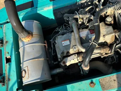 KOBELCO SK200 Excavator (No.J0744) for export from Japan
