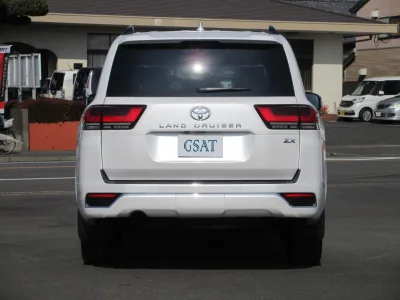 2025 TOYOTA LAND CRUISER 300 3.3 ZX DIESEL (No.960828) for export from Japan