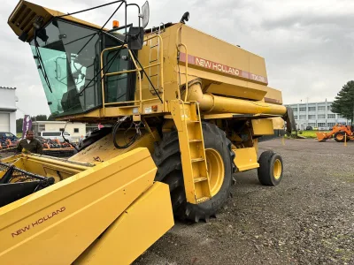 NEW HOLLAND TX36 Combine Harvester with Drivable HST control propler shaft nitrogen break system (No.J0837) for export from Japan