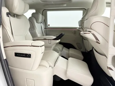 2025 Lexus LM 500h Version L 4WD for export from Japan