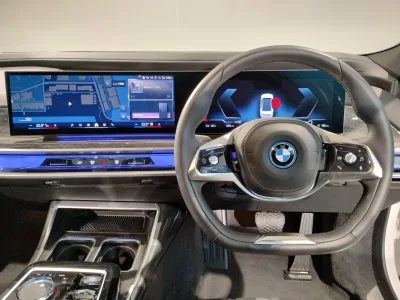 2025 BMW i7 eDrive for export from Japan
