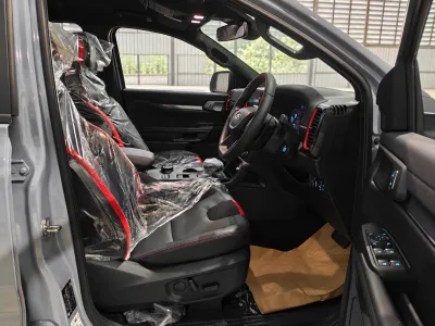 2025 Ford Ranger Raptor Double Cab 3.0L V6 Twin-Turbo Petrol 10AT 4x4 RHD for export from Japan