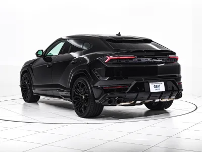 2026 Lamborghini Urus SE 4WD RHD - Nero Helene for export from Japan