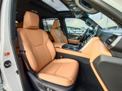 Lexus  LX500d (No-830718) for export from Japan
