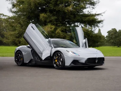 2026 Maserati MC20 3.0L Nettuno Twin-Turbo for export from Japan
