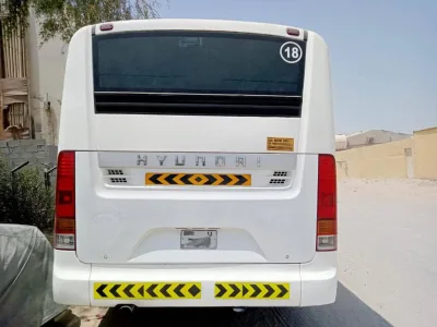 2009 Hyundai 6 cylinder long Bus with AC (No.830735) for export from Japan