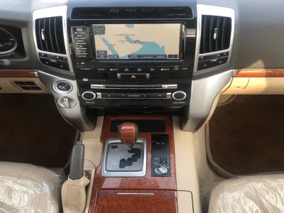 Toyota Land Cruiser VXR V8 2015 (NO-830713) for export from Japan