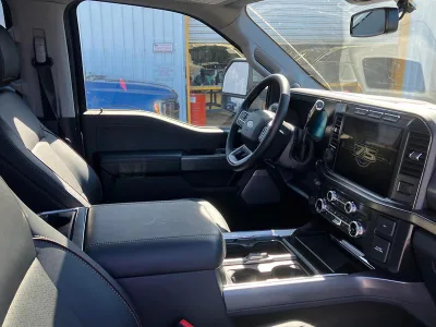 2025 Ford F350 Lariat LHD Pickup (No.960863) for export from Japan