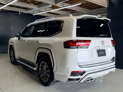  2026 TOYOTA LAND CRUISER LC300 ZX 4WD for export from Japan