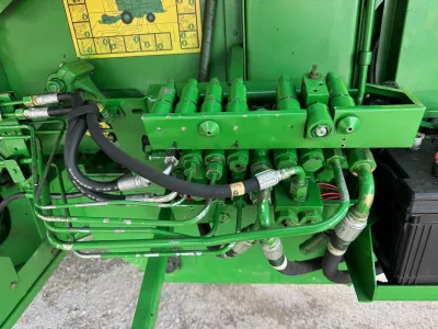 John Deere JD-1450 Combine Harvester for export from Japan