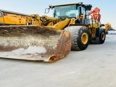 2007 CAT Wheel loader Type 966H Wheel Loader for export from Japan