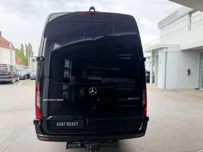 Mercedes-Benz Sprinter 519 CDI VIP / 20+1 Seats, 9-Speed Automatic for export from Japan