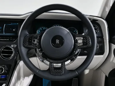2025 ROLLS-ROYCE BLACK BADGE CULLINAN (No.109906) for export from Japan