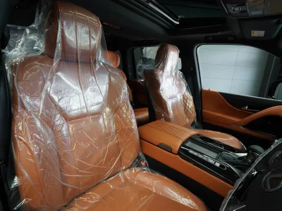 2025 Lexus LX 600 Executive 4WD - The Ultimate Luxury SUV (No.960999) for export from Japan