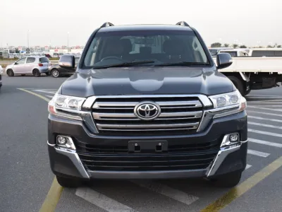 2016 Toyota Land Cruiser full option Grey (No.830777) for export from Japan