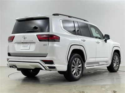 2025 TOYOTA LAND CRUISER 300 ZX 4WD for export from Japan