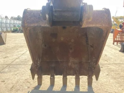 - CAT Hydraulic Excavator Type 320C Excavator for export from Japan