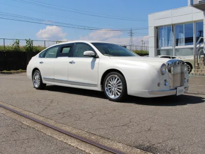 Luxury Galue Limousine | Japan Built for export from Japan
