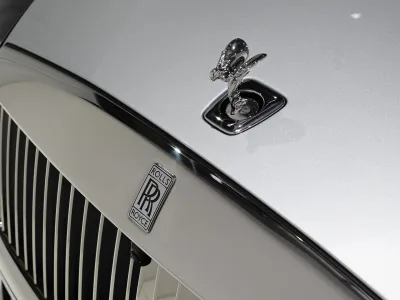 2025 Rolls-Royce Spectre - The Pinnacle of Luxury (No.550992) for export from Japan