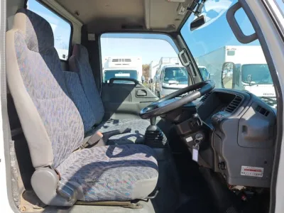 2003 Isuzu ELF Small Crane equipped trucks KR-NKR81LAR (No.11943) for export from Japan