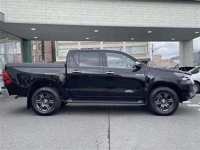 2025 Toyota Hilux 2.4 Z Diesel Turbo 4WD for export from Japan