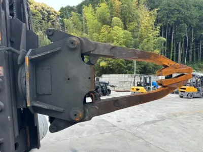 2005 TOYOTA 5FD80 Forklift for export from Japan
