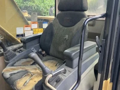 2004 Caterpillar CAT 320C Excavator | 5,611 HRS | Japan Stock for export from Japan